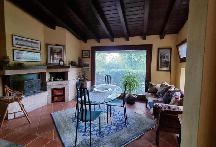 Отель Agriturismo Il Fragolino