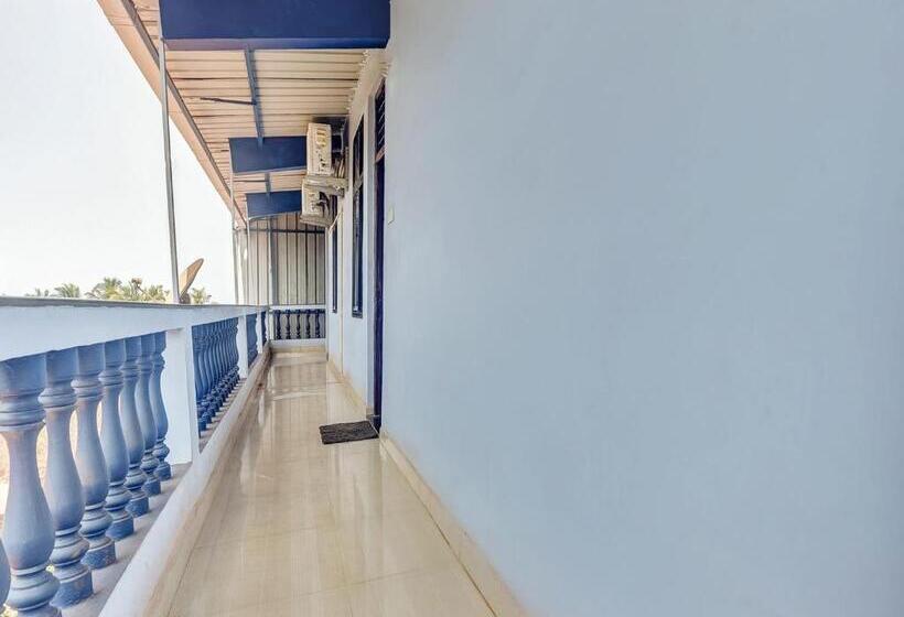 فندق Collection O Ashwem Beach Side Stay