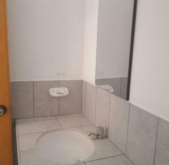 Отель Hospedaje Paracas Sur