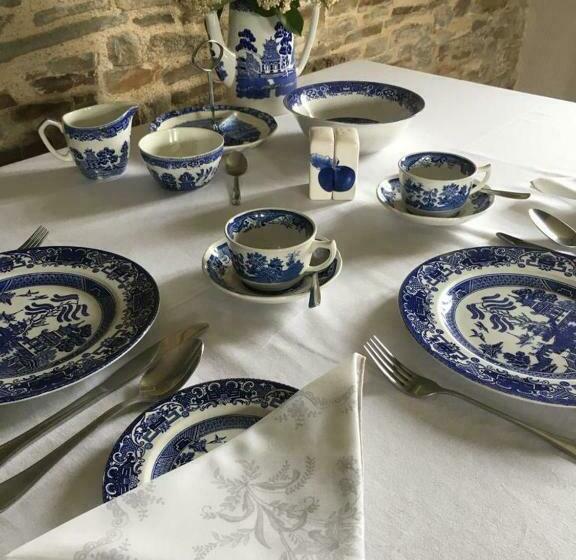 مبيت وإفطار Bleu Lavande Chambre D’hotes