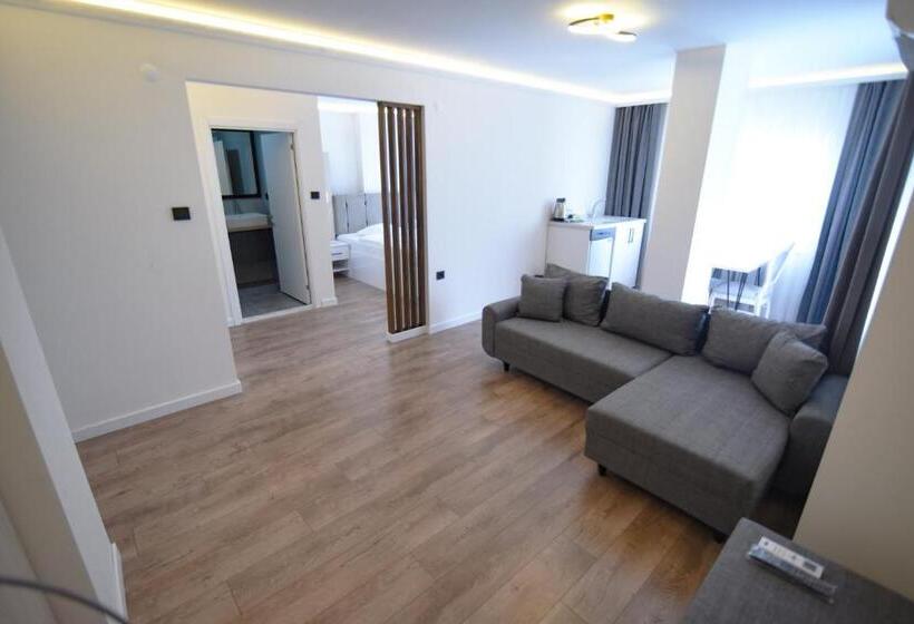 Golden Life Suite
