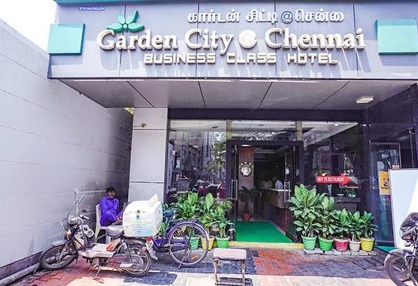 هتل Fabexpress Garden City