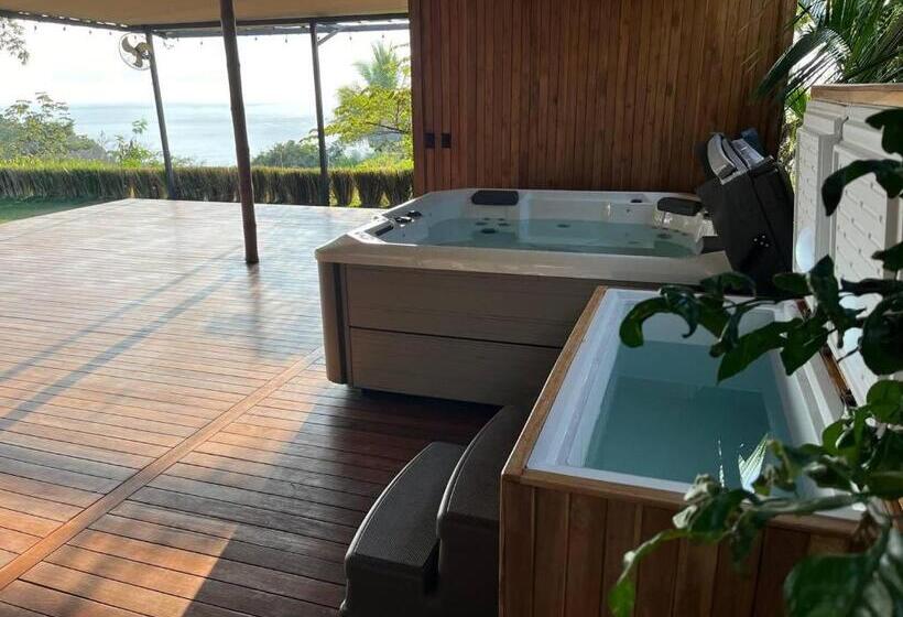 호텔 Sangha Retreat