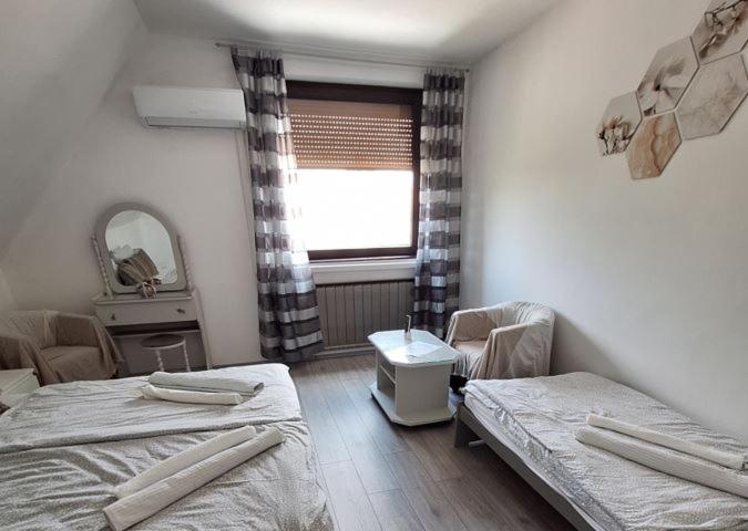 膳宿费 Aniiza Apartman
