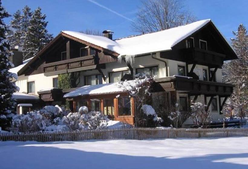هتل Alpenlodge Pfronten