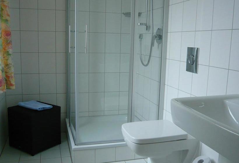 فندق Bückeburger Hof