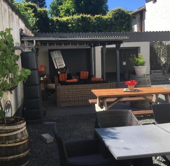 ホテル Brasserie Typisch