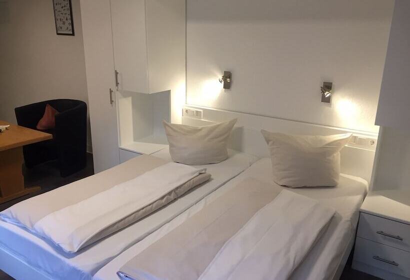 ホテル Chalet Raabe