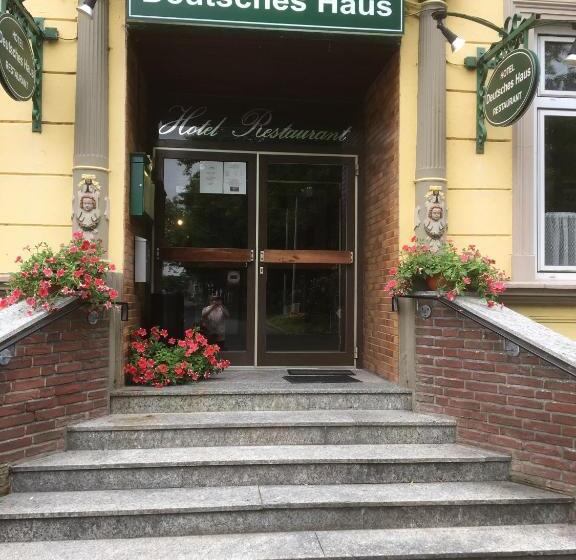 هتل Deutsches Haus