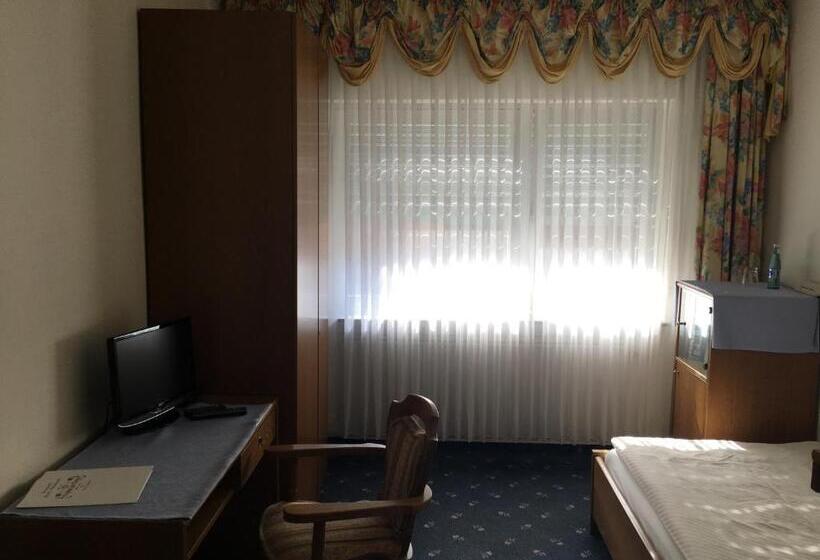 בית מלון כפרי Gasthof Zur Sonne Winzenhohl