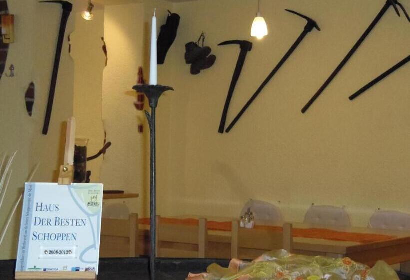 ホテル Haus Schwarzenberg