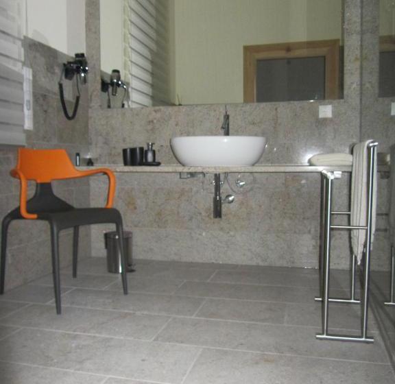 ホテル Exklusive Gastezimmer Landau