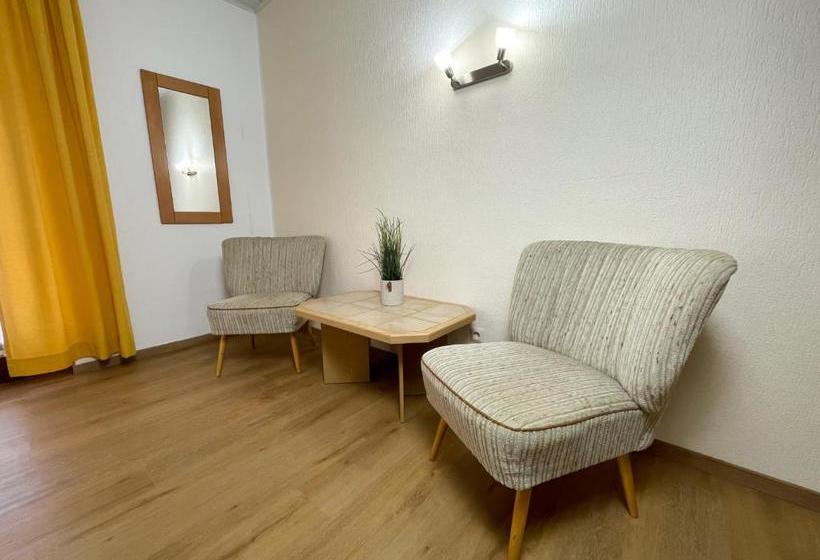 فندق Weinhaus Hirschen