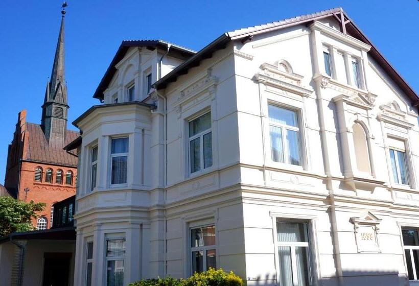 هتل Villa Daheim