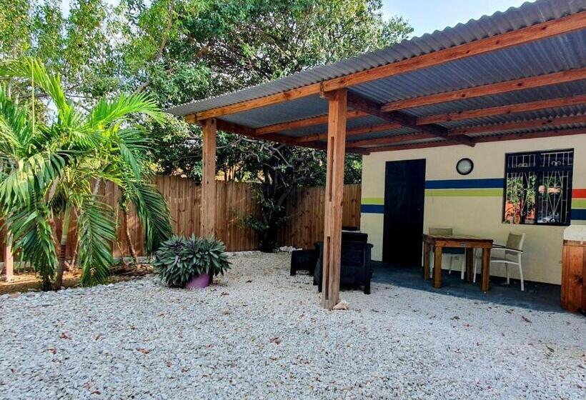Abaai Resort B&b