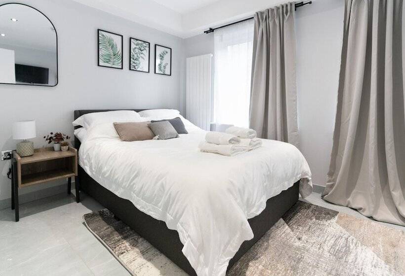 بنسيون Luxury 5bd Guesthouse