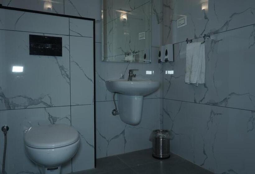 بنسيون The Orchard House   A Boutique
