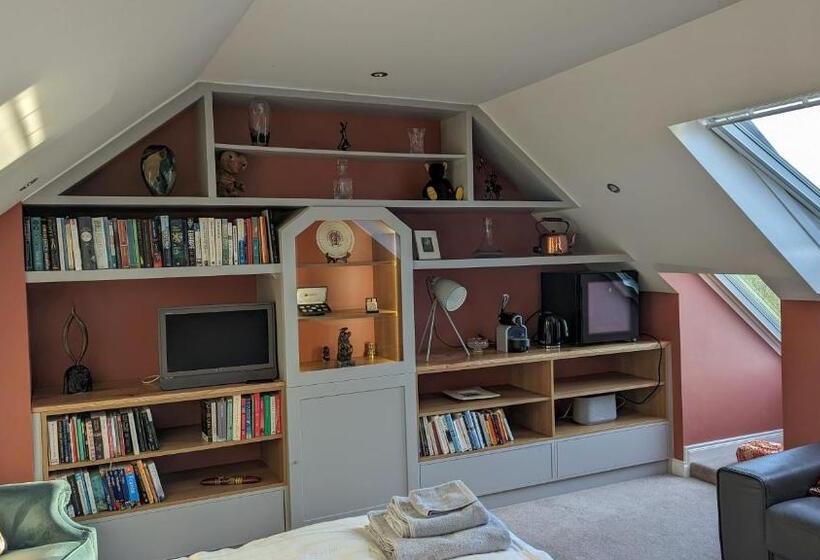 مبيت وإفطار Elegant Relaxed Studio
