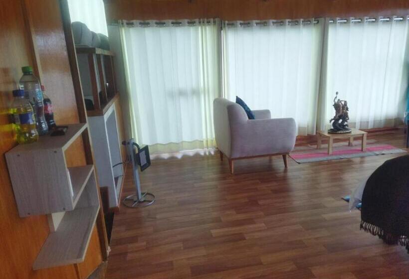 צימר Uros Samay Qilla Lodge