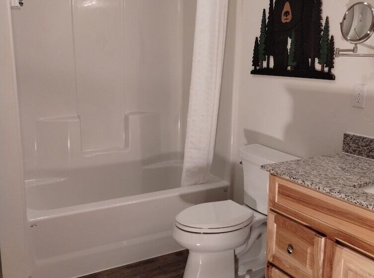 モーテル Beargrass Lodging & Rv Resort