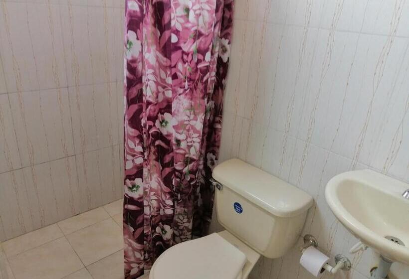 پانسیون Casa De Relajación Lowcost