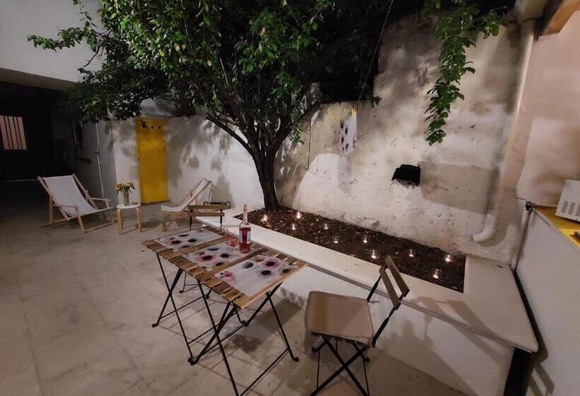 پانسیون Nunnu Pati Apartment