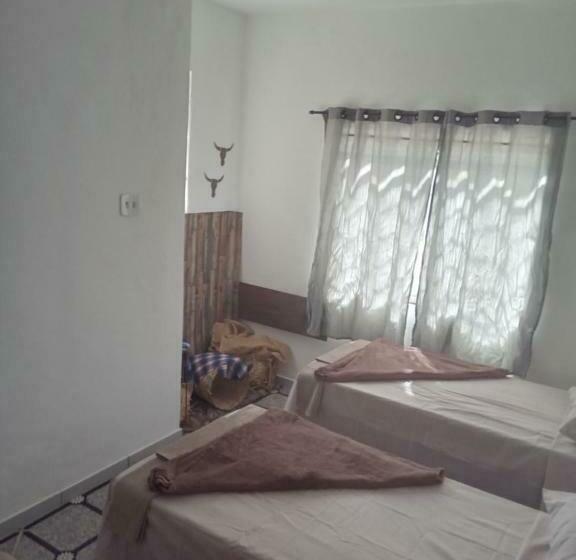 فنادق الكبسولة Nossa Casa Sl