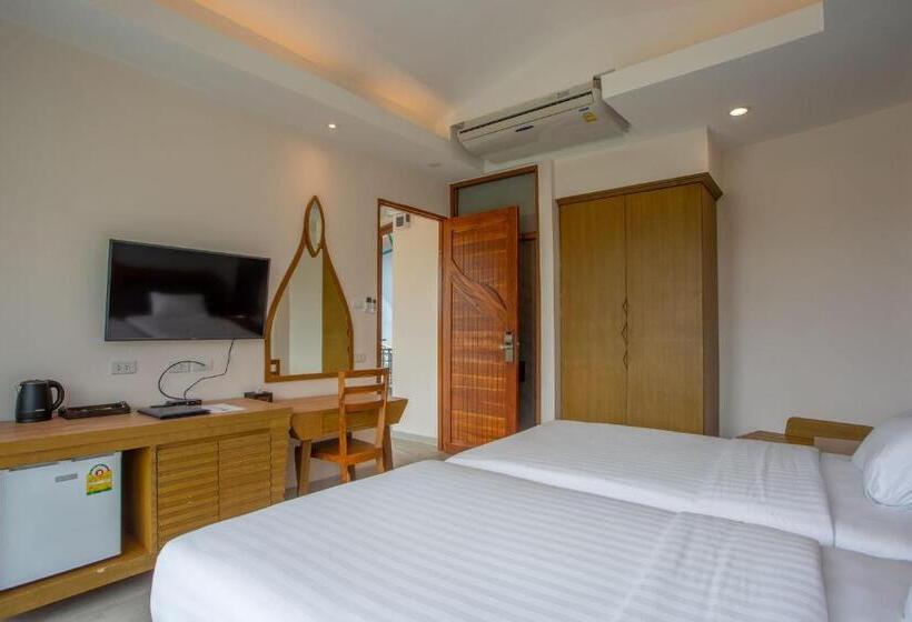 هتل Nakaburi Sanctuary Resort&spa
