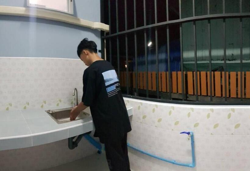 Отель ซีนายเฮ้าส์ Z9 House