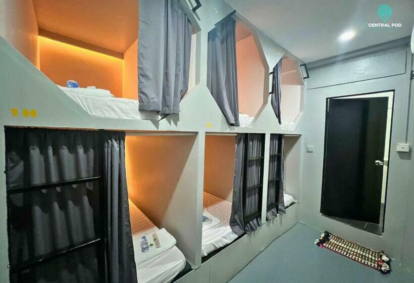 هتل کپسول Central Pod Capsule Hostel