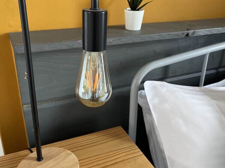 ホテル Elemental Surf Lodge