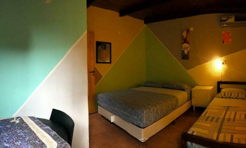 پانسیون Hostal Sueños Del Rio