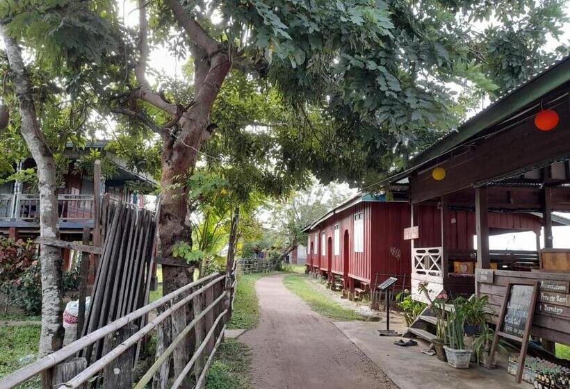 پانسیون Vixay Dorm