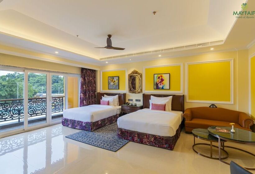 فندق Mayfair Spring Valley Resort Guwahati