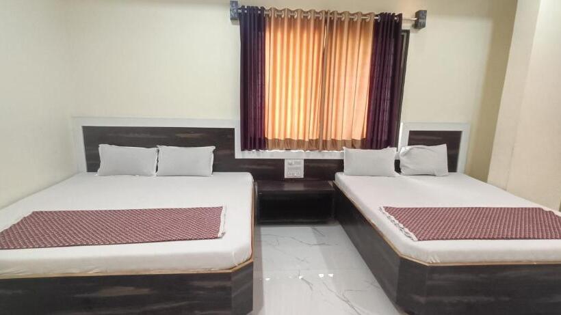 فندق Sai Viraj Palace