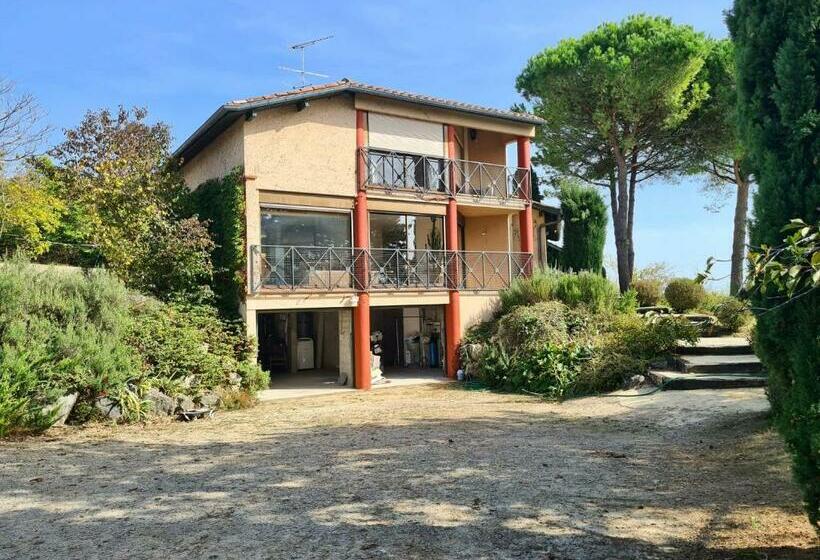 Bed and Breakfast Chambres D Hotes, La Maison De Kat