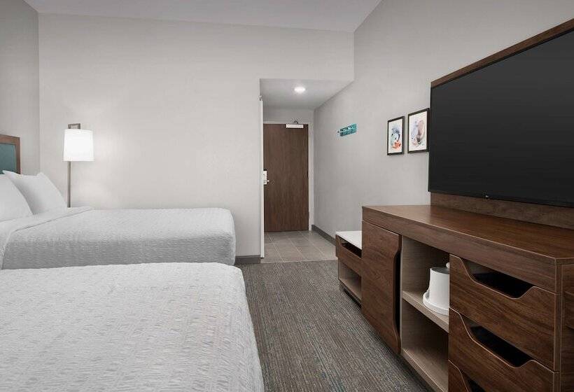 فندق Hampton Inn Orlando Southeast Nona