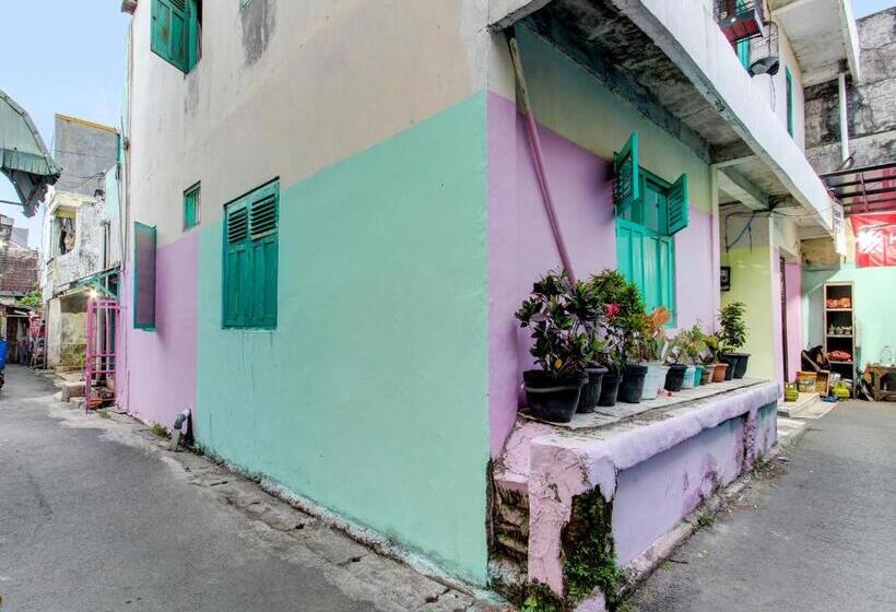 هتل Spot On 92540 Karomah Kostel Syariah