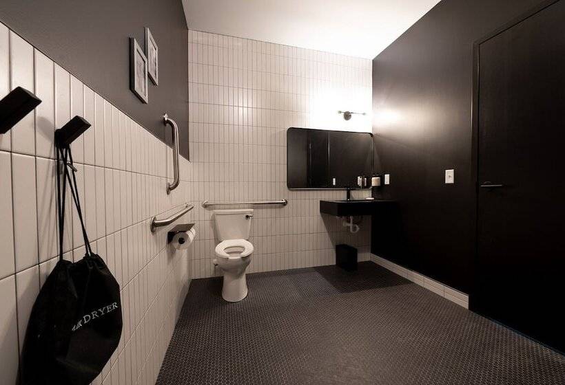 Отель Arch And Cable