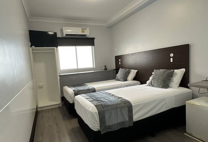 هتل Dch On Mitchell