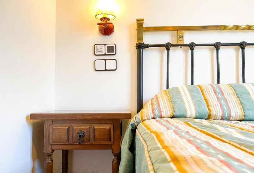 בית מלון כפרי Posada Los Leones