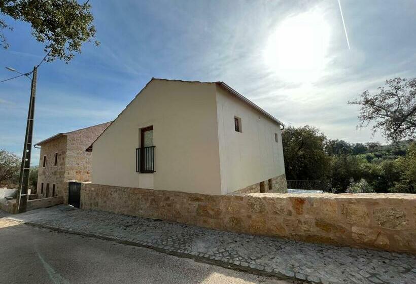 Отель Quinta Do Carvalho Cerquinho