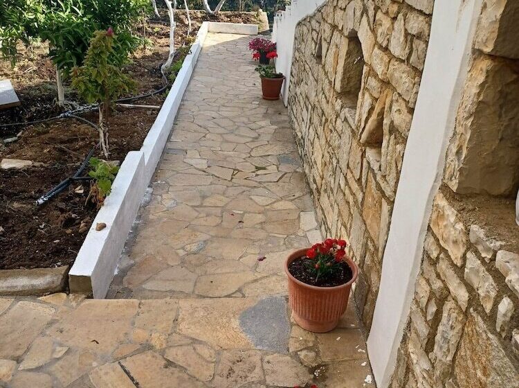 پانسیون Ionian View Guest House