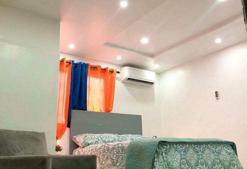 Пансион Caribbean Hostal Private Rooms In Down Town Pop