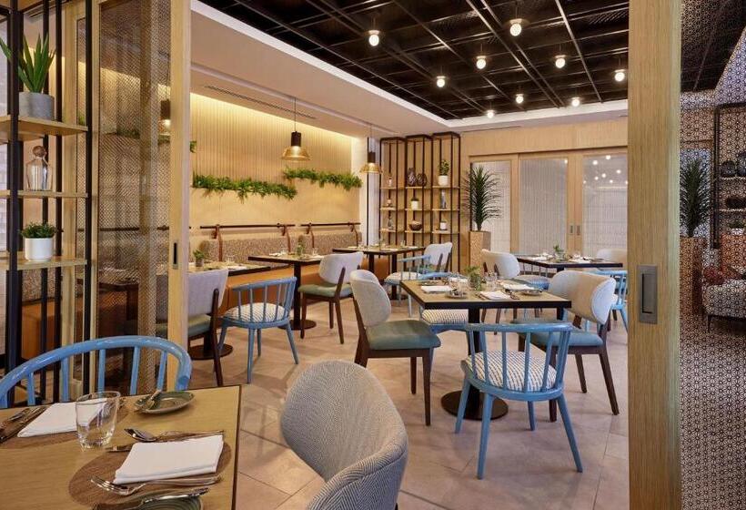 בית מלון כפרי Courtyard By Marriott Jubail