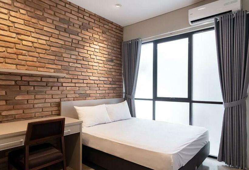 پانسیون The Heritage Karawaci