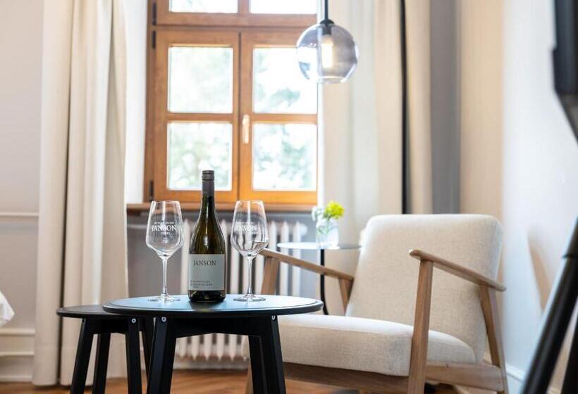 ユースホステル Gästehaus Schloss Janson