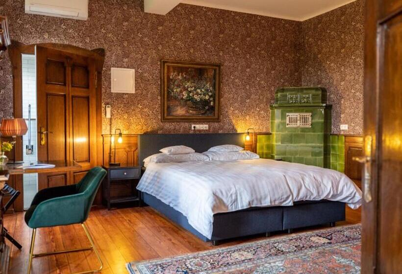 ユースホステル Gästehaus Schloss Janson