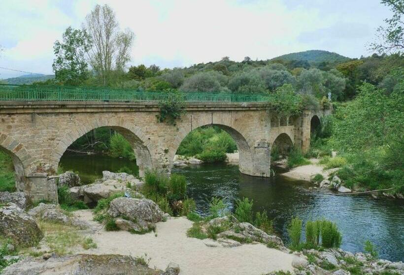 ホテル Auberge U Mulinu