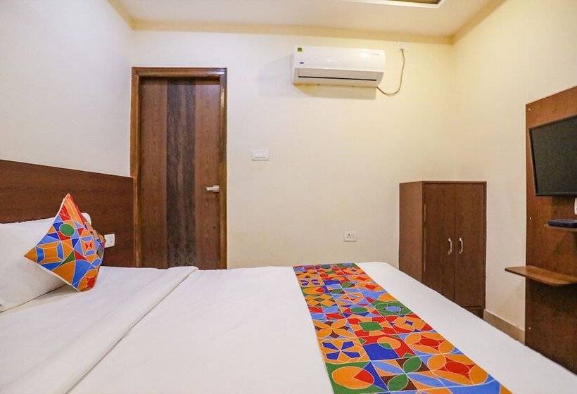 فندق Fabexpress Banarasi Kothi